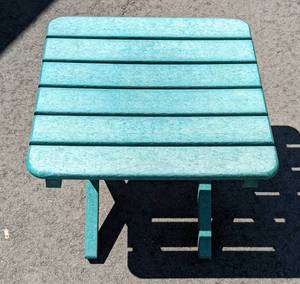 lot 83A image: Petite Resin Side Table