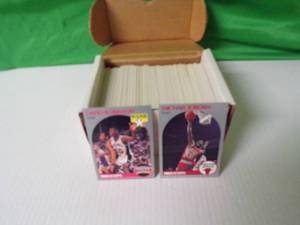 lot 90H image: 1990 Hoops Basketball Complete Set (Robinson Rookie Jordan)