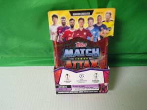 lot 400 image: TOPPS MATCH ATTAX SOCCER MEGA UEFA ATOMIC TIN