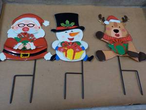 3 Holiday Metal Stakes...
