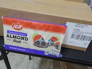 12 - 20 oz Trays IGA Chocolate Almo...