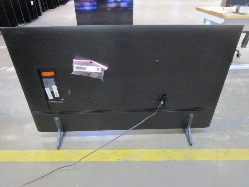 lot 884 image: SAMSUNG 60-Inch Class QLED 4K UHD Q60B Series Dual LED Quantum HDR, Motion Xcelerator, Object Tracking Sound Lite, Ultra Slim Design,Smart TV with Alexa Built-In (QN60Q60BAFXZA, 2022 Model) RESERVE $450.00