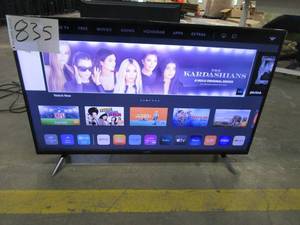 lot 835 image: VIZIO V-Series 40 Class (39.50 Diag.) 4K HDR Smart TV (V405-H19)