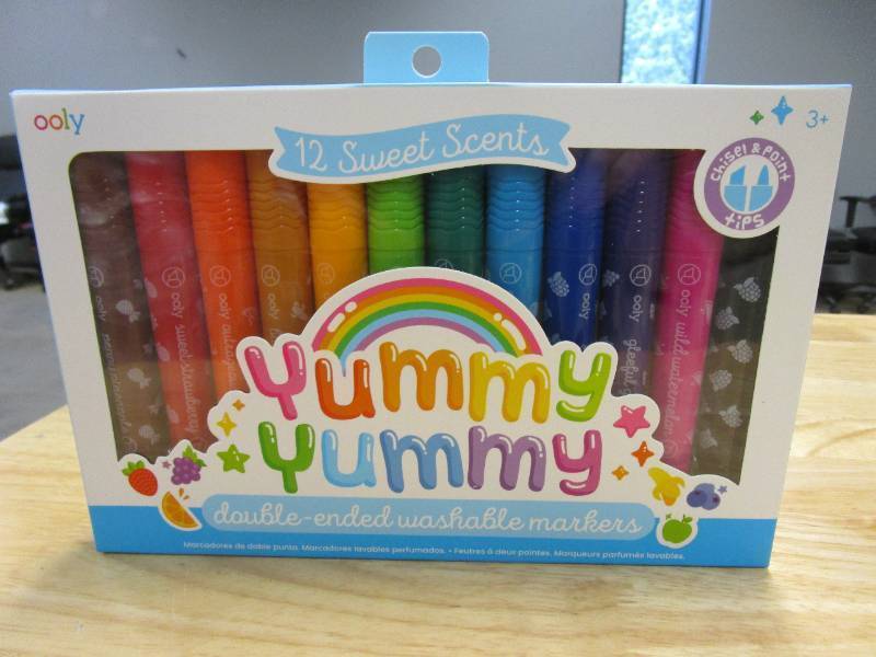 lot 65 image: 3 Packages of - Ooly, Yummy Yummy Scented Markers - Set of 12