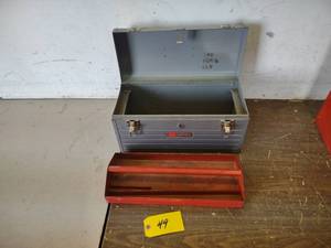 lot 49 image: Craftsman Toolbox...