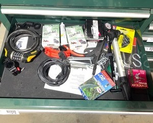 lot 77A image: Miscellaneous Tools