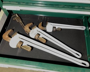 lot 71B image: Pipe Wrenches