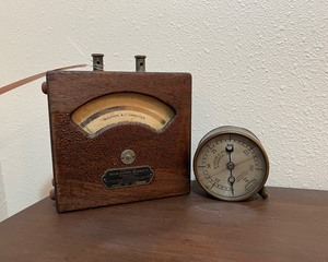lot 151 image: Vintage Weston Voltmeter
