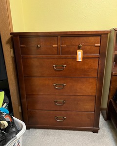 lot 160 image: Dresser