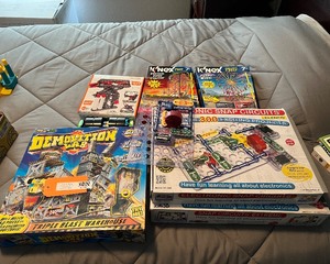lot 437 image: Interactive GamesToys