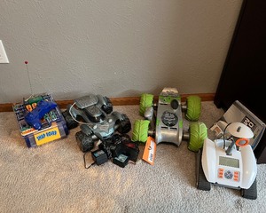 lot 435 image: RC Toys