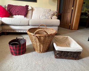 lot 429 image: 3 Baskets