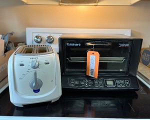 lot 128 image: Toasters