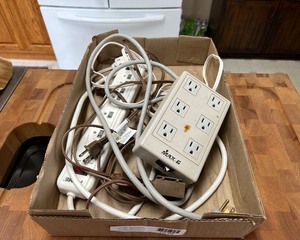 lot 345 image: Electrical Cords