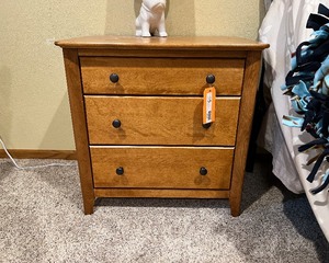 lot 207 image: Night Stand