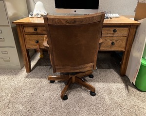 lot 222 image: Desk & Chair