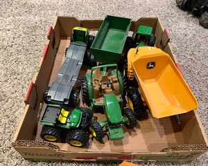 lot 402 image: John Deere Toys