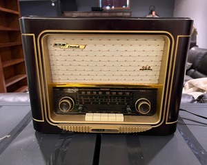 lot 236 image: Grundig Classics Radio