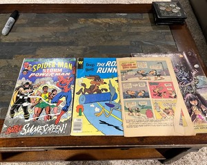 lot 411 image: Comics