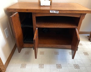 lot 381 image: Cabinet