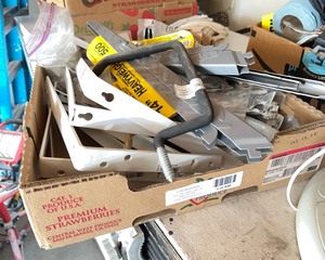 lot 446 image: Shelving Hardware