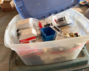 lot 457 image: Electrical & Networking Supplies