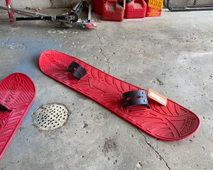 lot 492 image: Scepter Snow Board