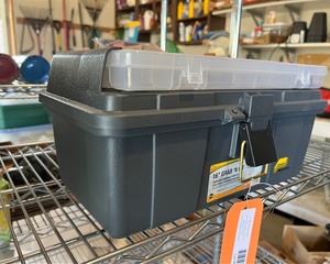 lot 483 image: New Tool Box