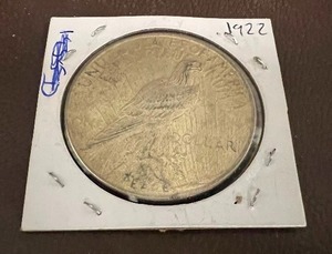 lot 26 image: 1922 SILVER PEACE DOLLAR