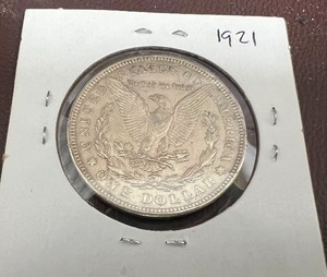 lot 29 image: 1921 SILVER MORGAN DOLLAR