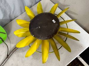 lot 54 image: Recycled Metal Flower Windmill
