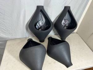 lot 66 image: 4 New Japi Wall Mount Planters