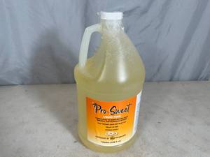lot 71 image: New Gallon of Pro-Feed Liquid Bee Feed