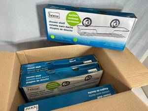lot 89 image: 8 New Homz Suction Cup Shower Shelf