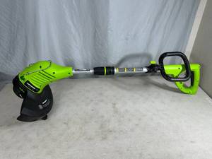 lot 166 image: New Earthwise 12 inch Electric String Trimmer