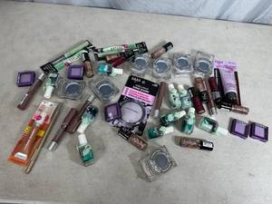 lot 191 image: Large Lot of New Makeup