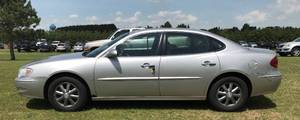 lot 2 image: 2007 Buick LaCrosse CXL