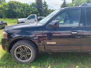 lot 8 image: 2008 Ford Expedition Limited