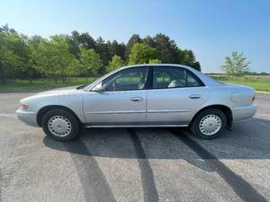 lot 12G image: 2003 Buick Century - 2 OWNERS