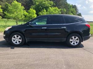 lot 13AA image: 2012 Chevrolet Traverse LT - AWD