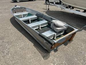 lot 18A image: 1980 Alumiline Fishing