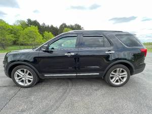 lot 1C image: 2016 Ford Explorer Limited - AWD - 99,779 MILES