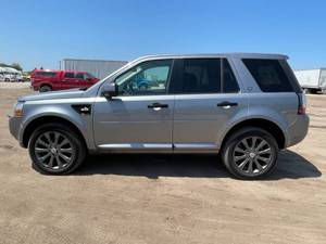 lot 5AA image: 2014 Land Rover LR2 - AWD