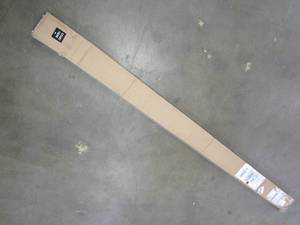 lot 8 image: 72 in x 60 in Gloss White Vinyl Blinds (OPEN BOX)
