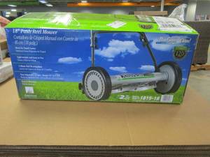 lot 109 image: American Lawn Mower Company 18 in. 5-Blade Manual Walk Behind Reel Lawn Mower (NEW)