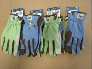 lot 113 image: 4 Packages of Digz Utility Womens Medium Duck Canvas Glove (2-Pack)