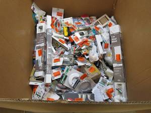 lot 184 image: Wholesale Small Plumbing & More Pallet - SOLD AS IS
