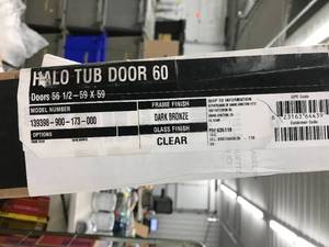 lot 1 image: MAAX SHOWER DOOR