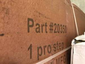 lot 9 image: NEW, PRO STEP
