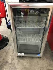 lot 26 image: MONSTER ENERGY DRINK COOLER